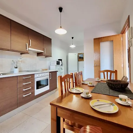 Apartament Briones *