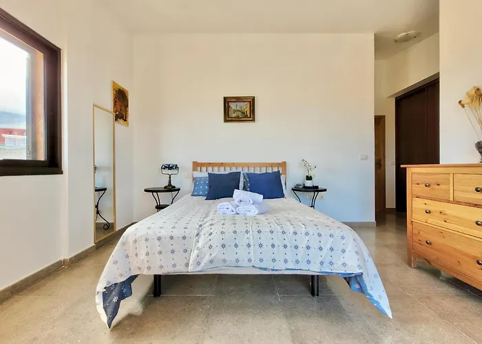 Briones Puerto de la Cruz (Tenerife)